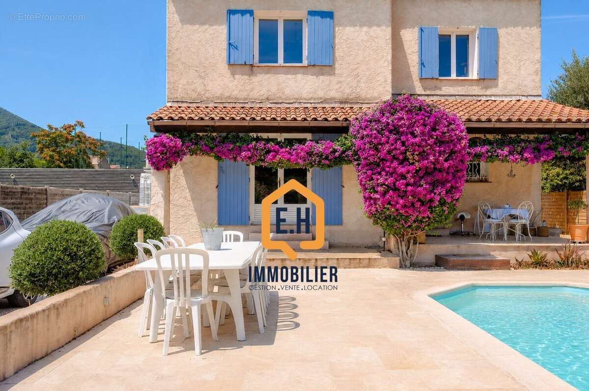 Maison à LA VALETTE-DU-VAR