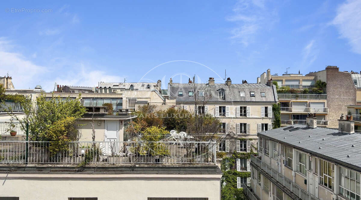 Appartement à PARIS-6E