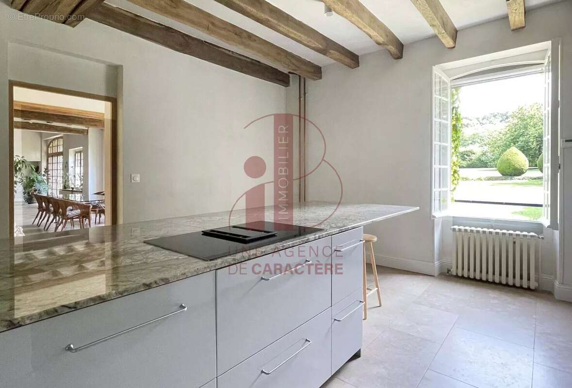 Maison à FONTAINEBLEAU