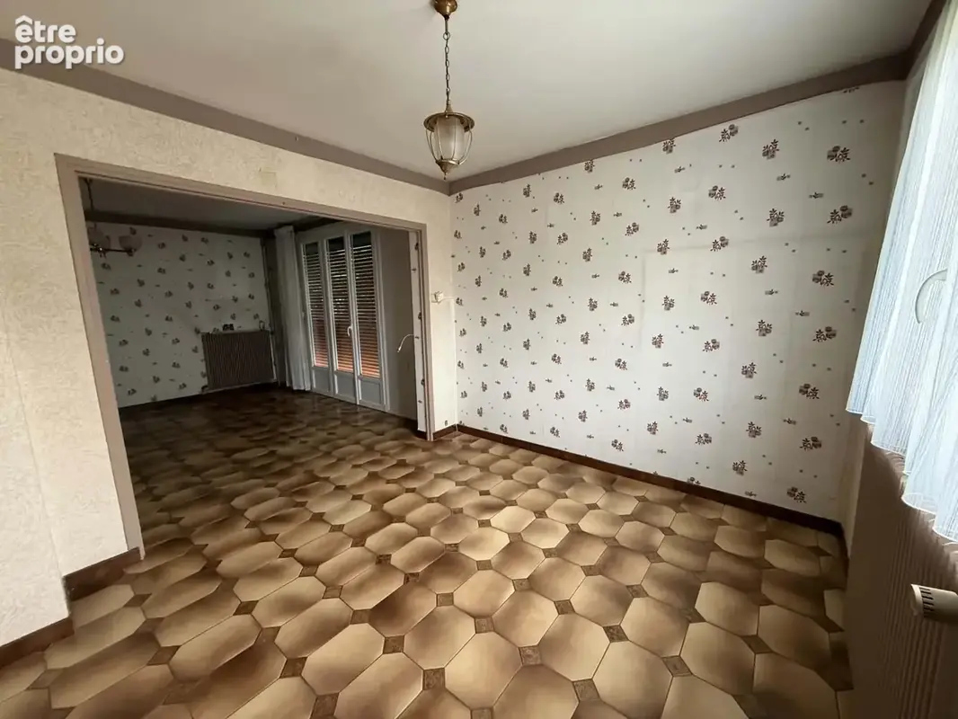 Maison 5 pièces 86 m² à vendre à Charleville-Mezieres (08000) - photo 2