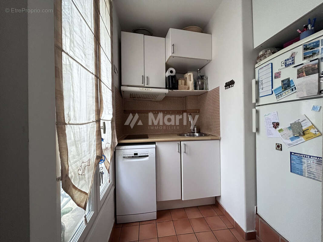 Appartement à PARIS-17E