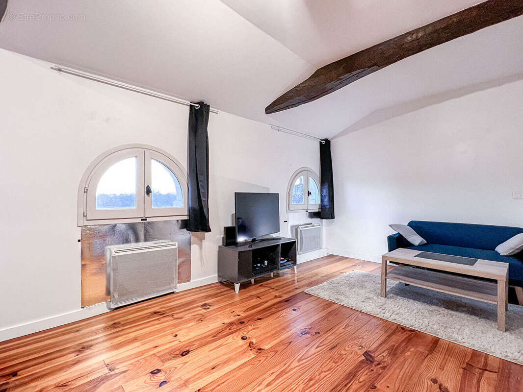 Appartement à SAINTES