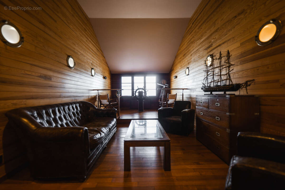 Maison à LE POULIGUEN