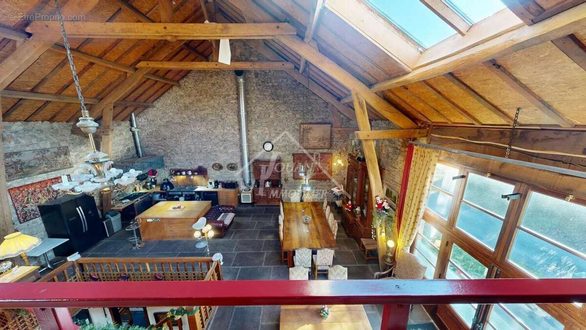 Maison à GOUTTIERES