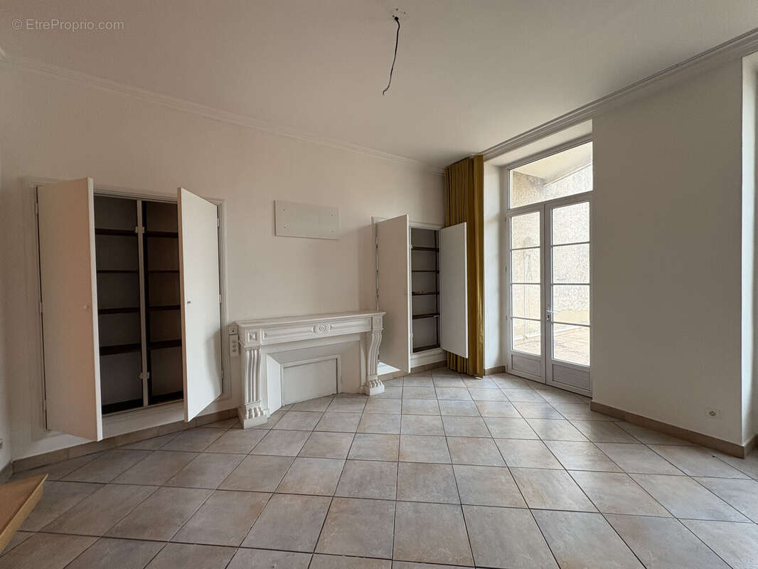 Appartement à LUNEL