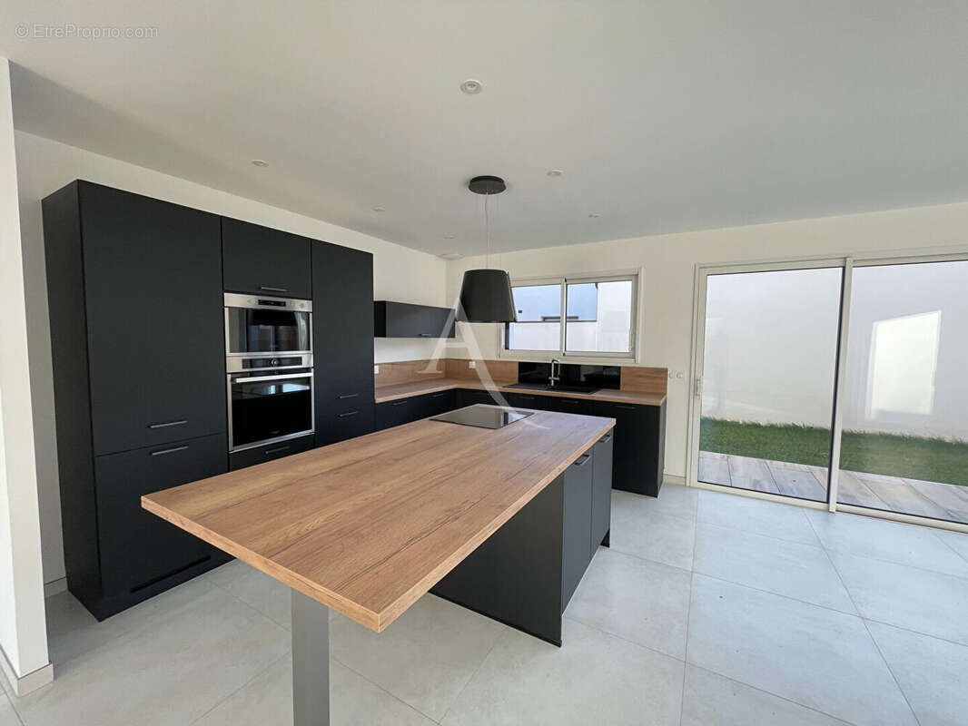 Maison à SAINT-HILAIRE-LA-FORET