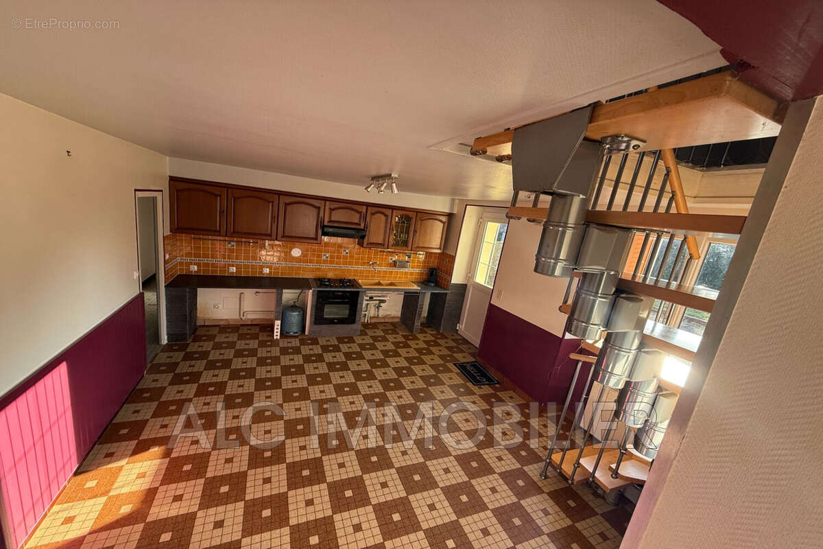 Maison à PRE-EN-PAIL