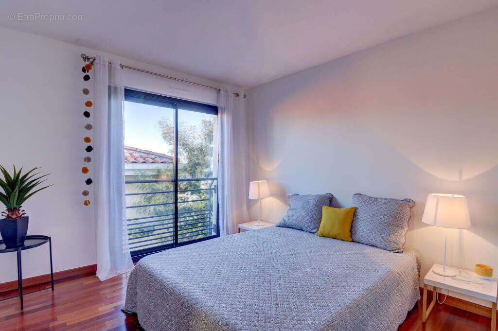 Maison à MANDELIEU-LA-NAPOULE