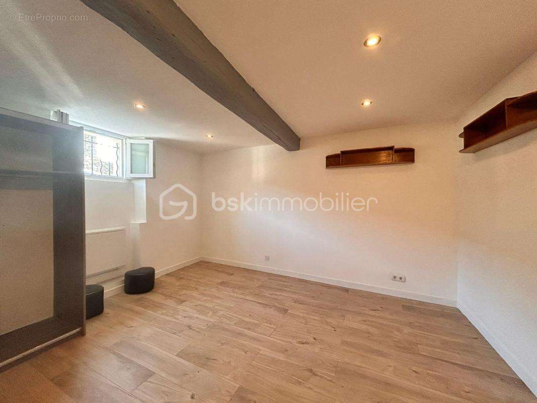 Appartement à ATHIS-MONS