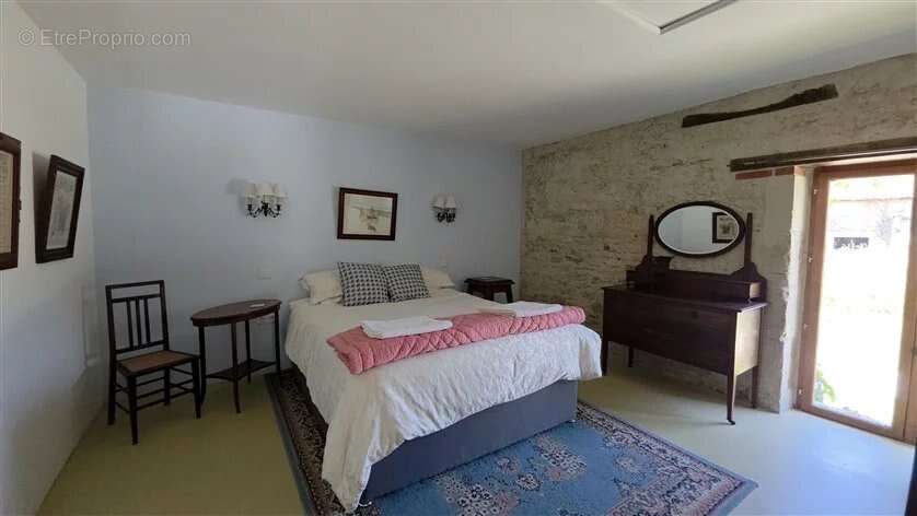 Maison à ALLOUE