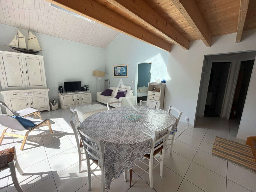 Maison Jard Sur Mer 5 pièce(s) 81.15 m2 - photo 8