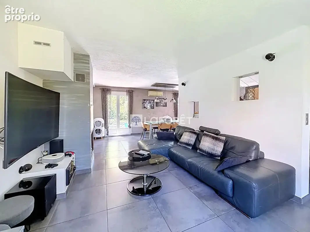 Bompas, Villa avec piscine, environnement calme, dépendance - photo 6