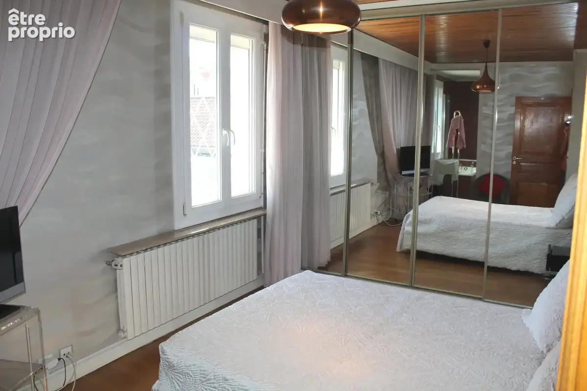 Maison à vendre 6 pièces LYON 8EME ARRONDISSEMENT (69) - photo 10