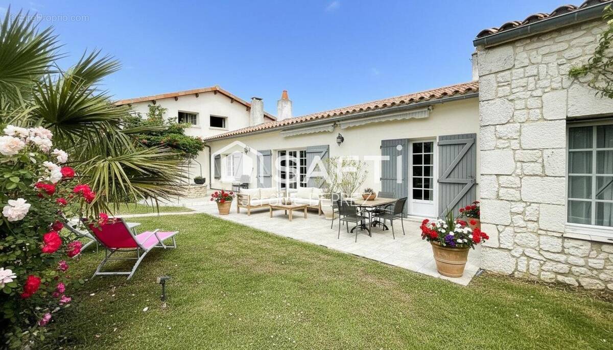 Photo 1 - Maison à SAINT-MICHEL-EN-L'HERM