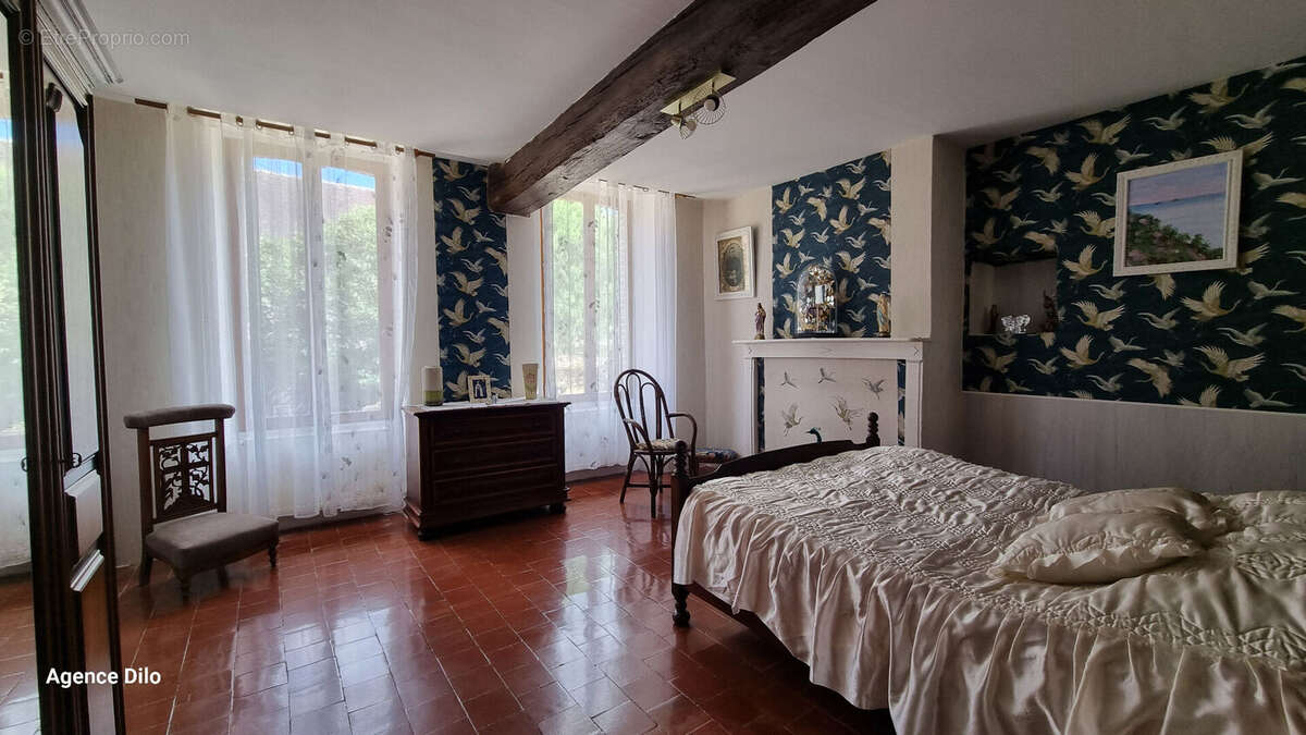Maison 130 m2, trés bien entretenue - photo 5