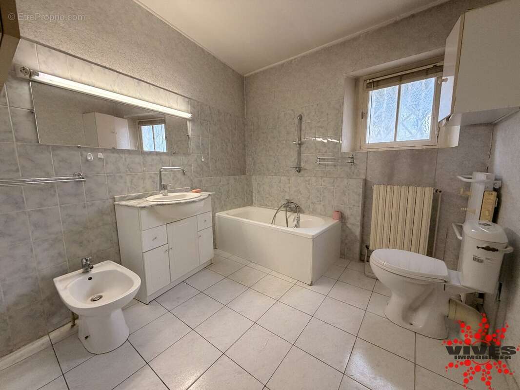 Maison à THEZAN-LES-BEZIERS