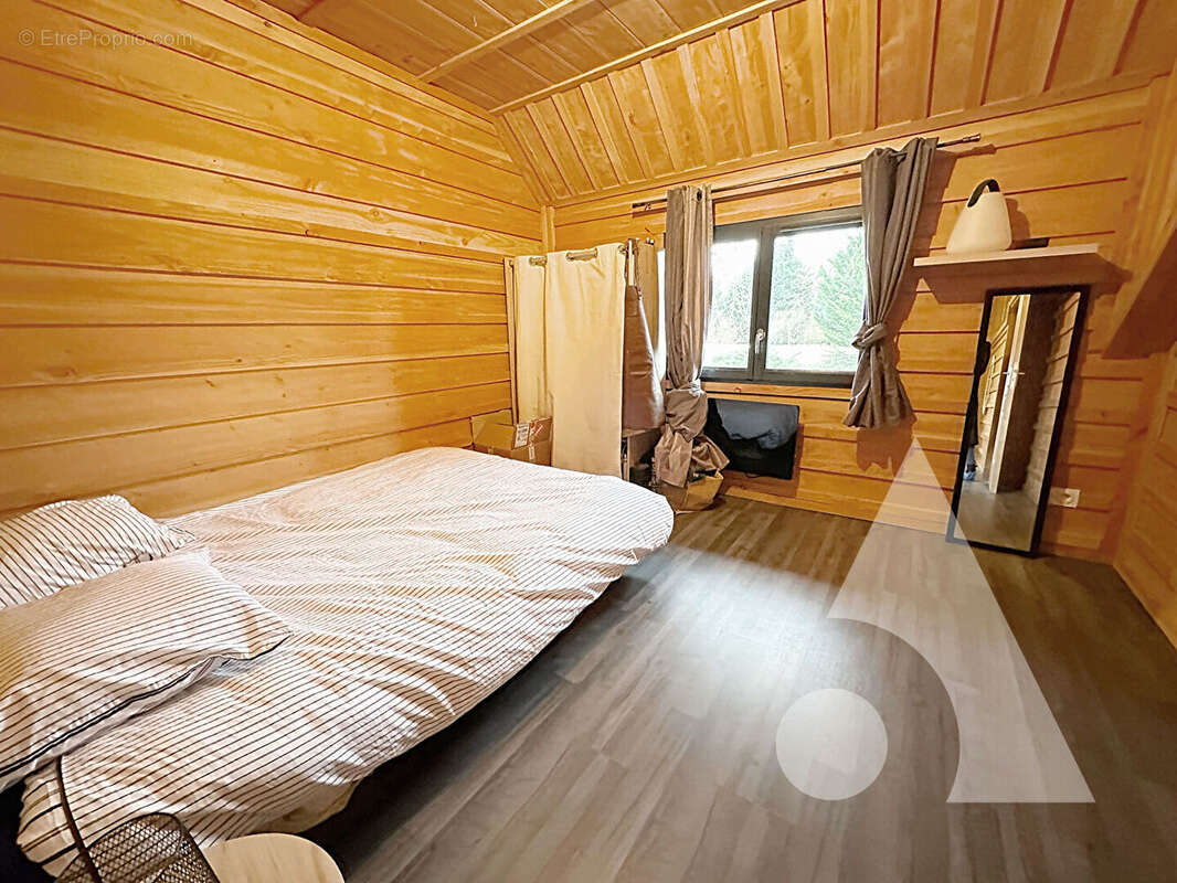 Maison à COURTERANGES