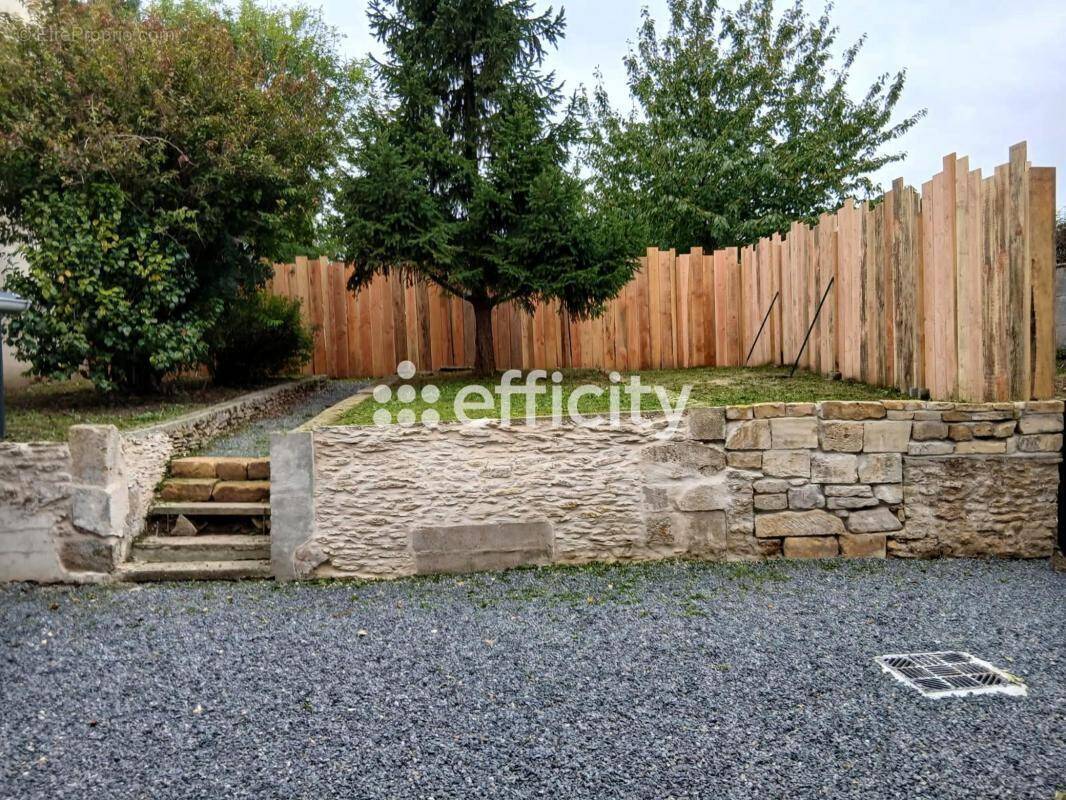 Maison à BLAINVILLE-SUR-ORNE