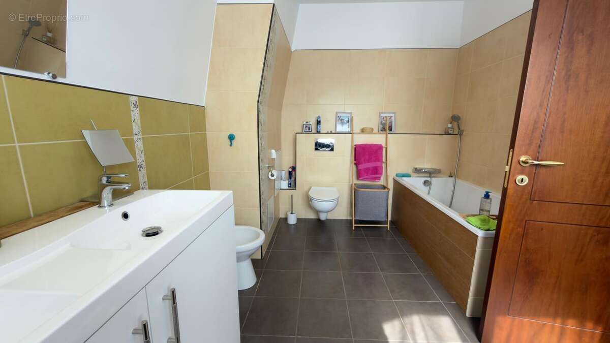 Maison sous sol total, 4 chambres, bureau - photo 11