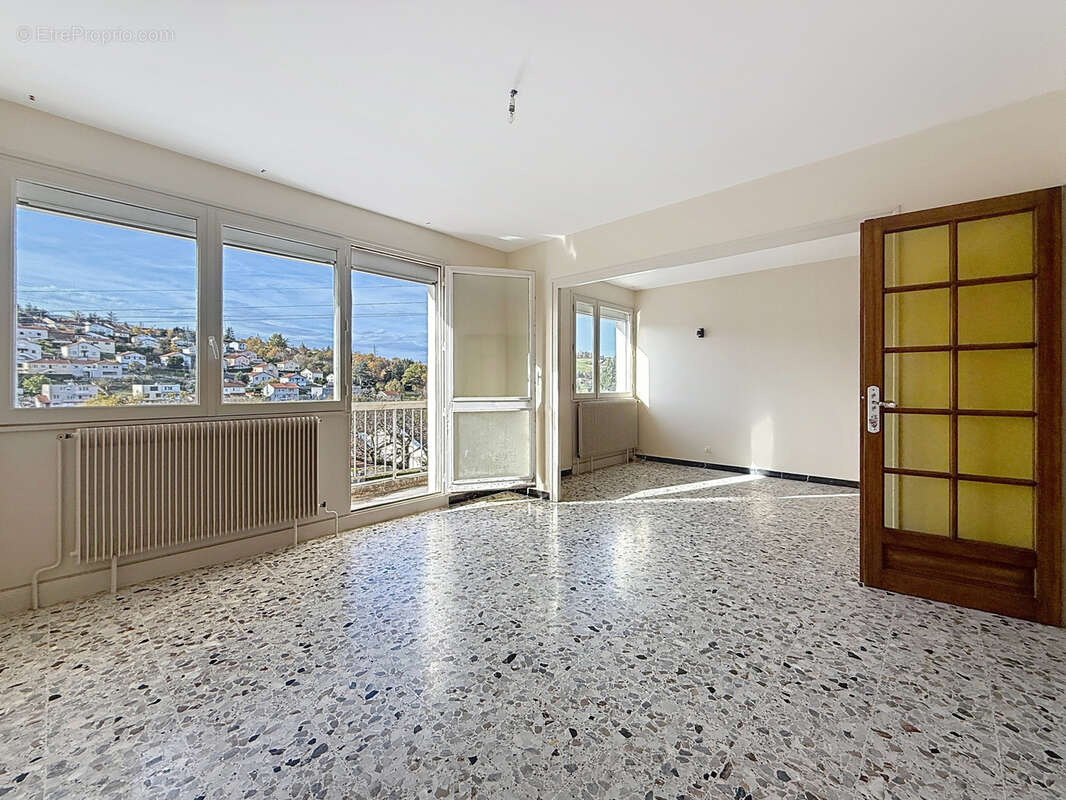 Maison à LA TALAUDIERE