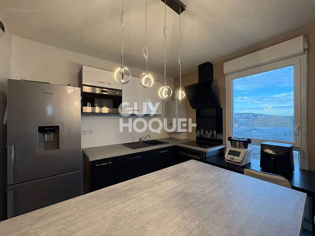 Appartement à GIVORS