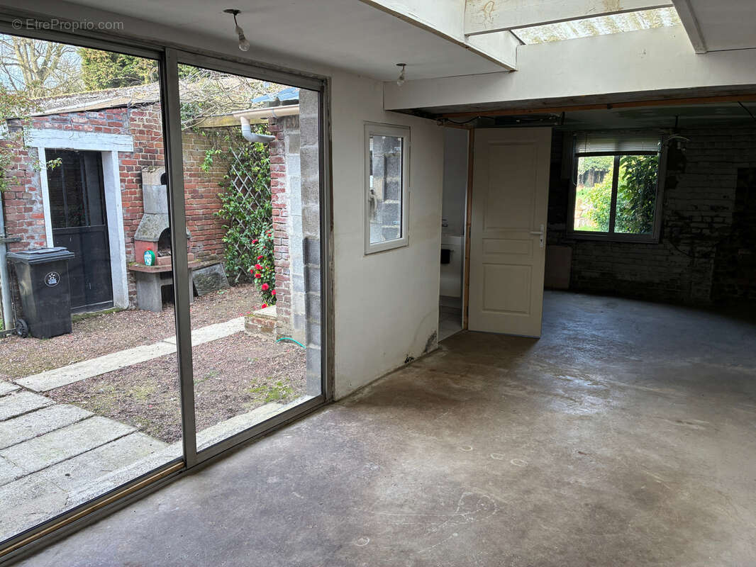 Maison à ROSIERES-EN-SANTERRE