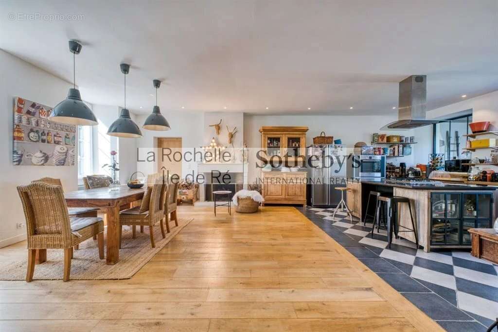 Maison à SAINTE-SOULLE