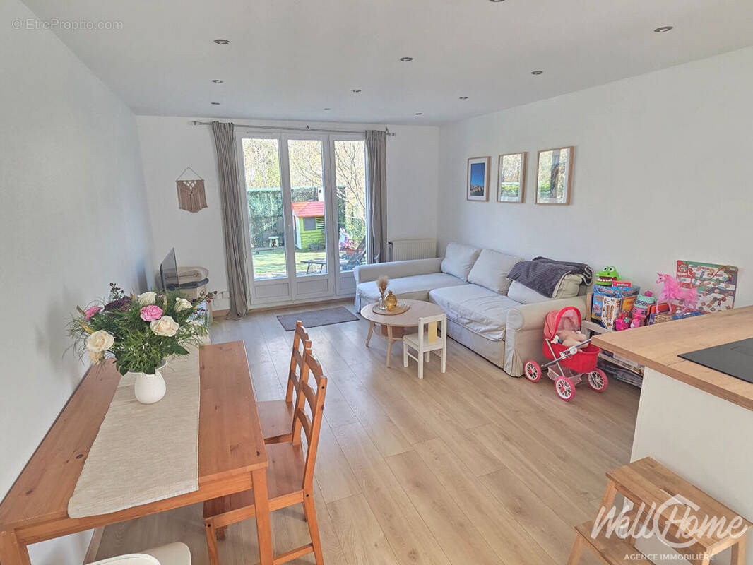 Appartement à SAINT-OUEN-L'AUMONE