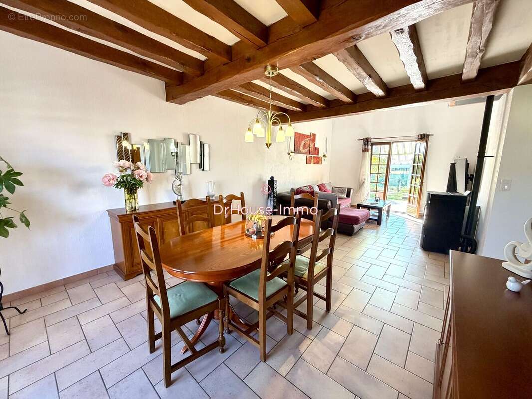Maison à VILLEMANDEUR