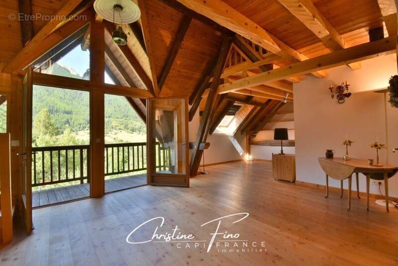 Appartement à LE MONETIER-LES-BAINS