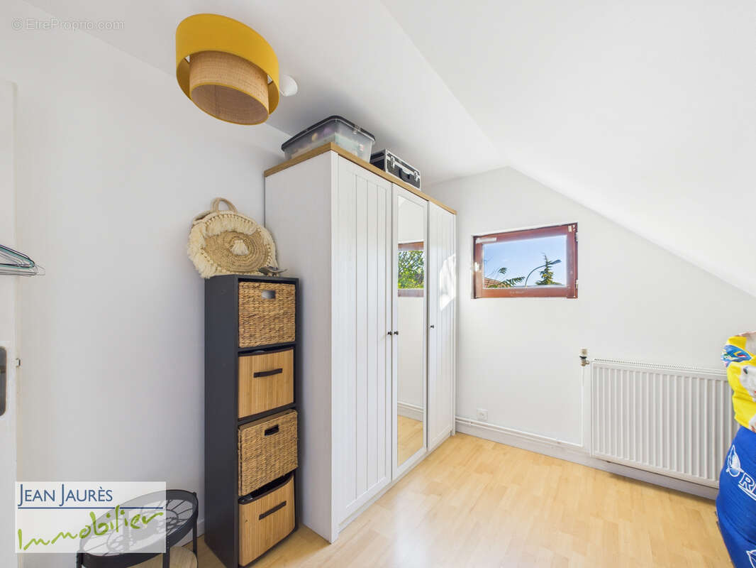 Maison à SAINTE-SAVINE