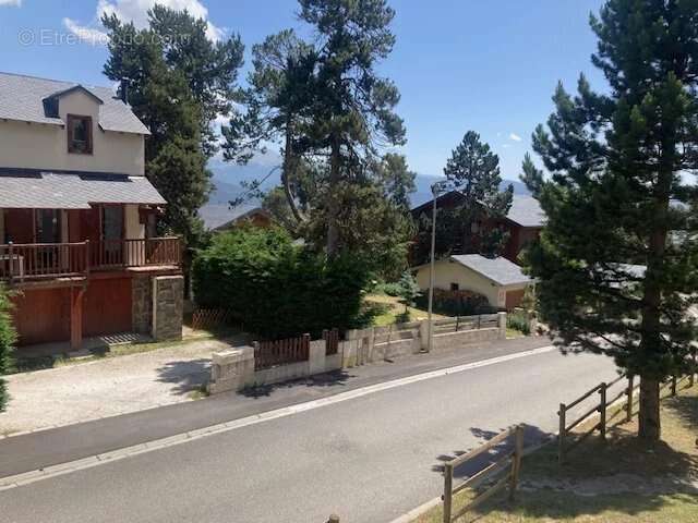 Appartement à FONT-ROMEU-ODEILLO-VIA