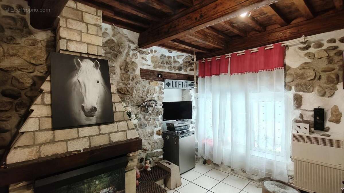 Maison à LA VOULTE-SUR-RHONE