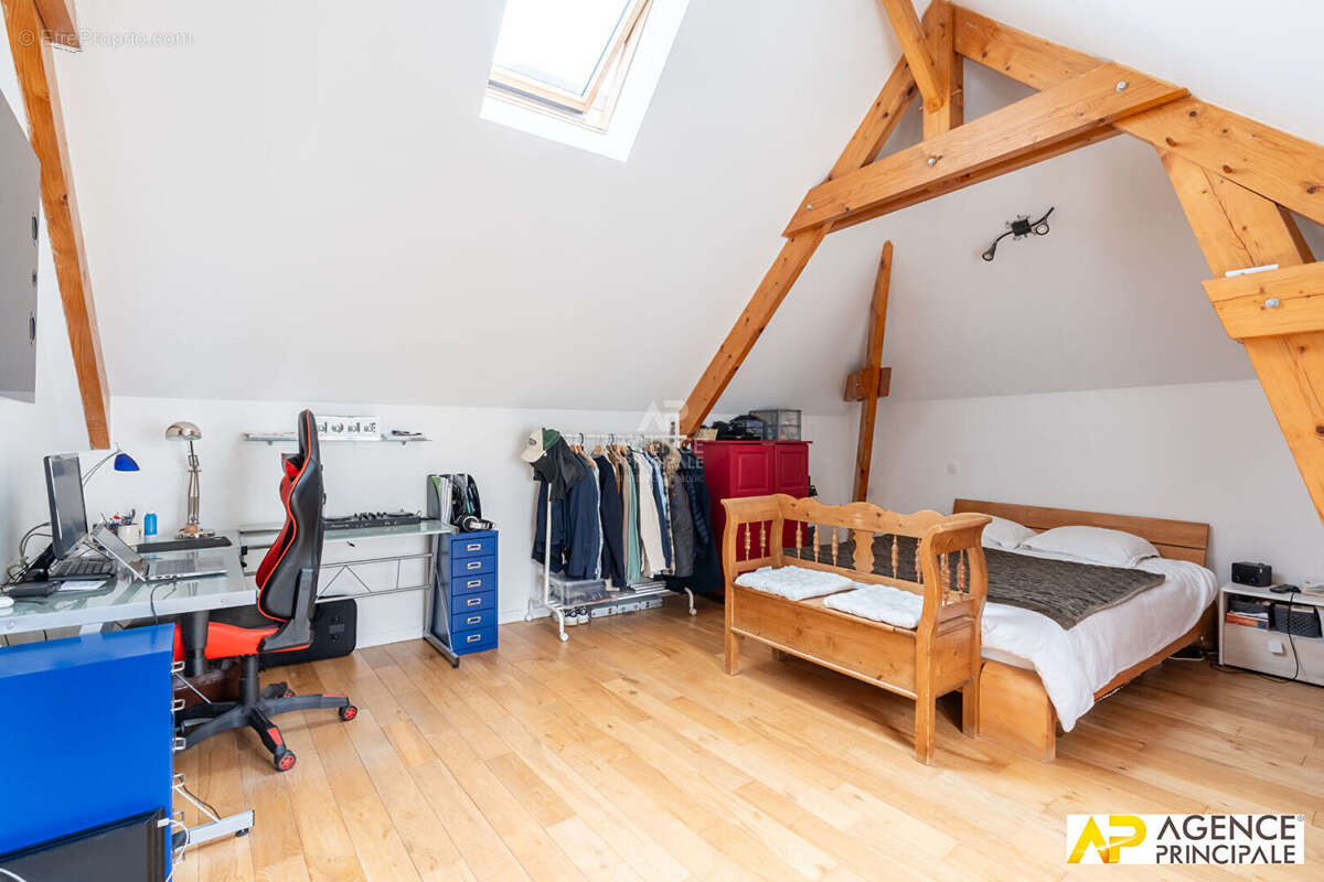 Appartement à MAISONS-LAFFITTE