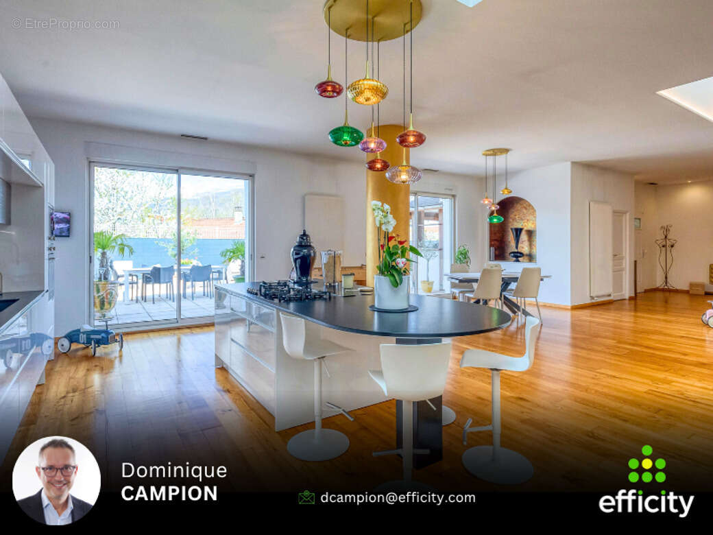 Appartement à MEYLAN