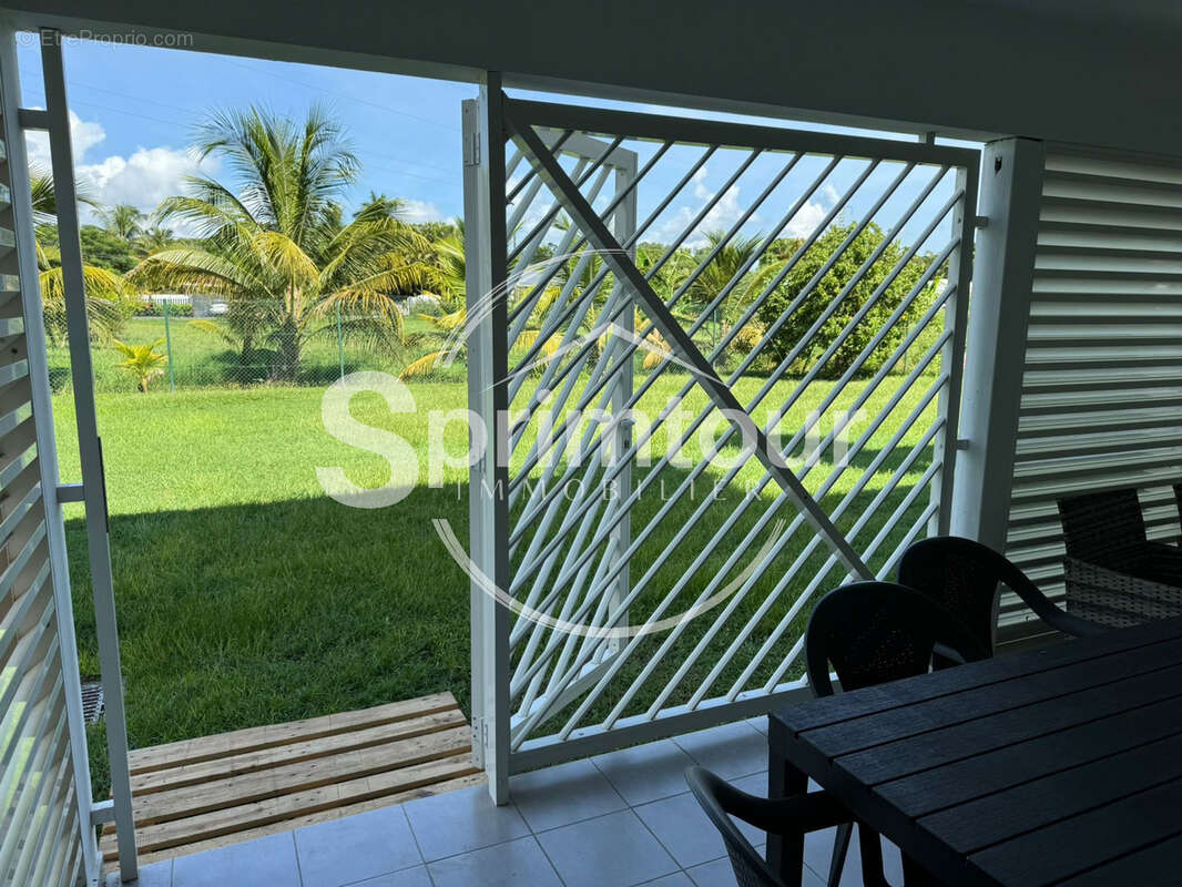 Appartement à PETIT-BOURG