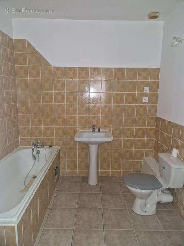 Maison à CUXAC-D&#039;AUDE