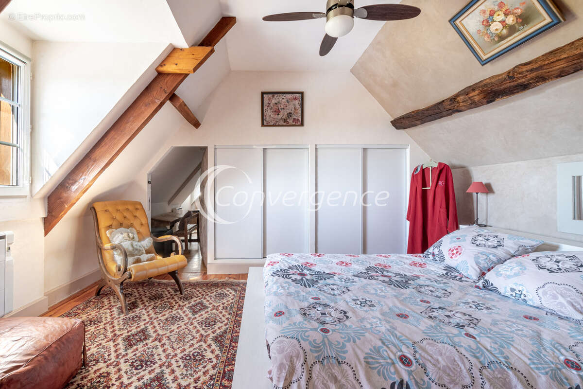 Maison à MEUZAC
