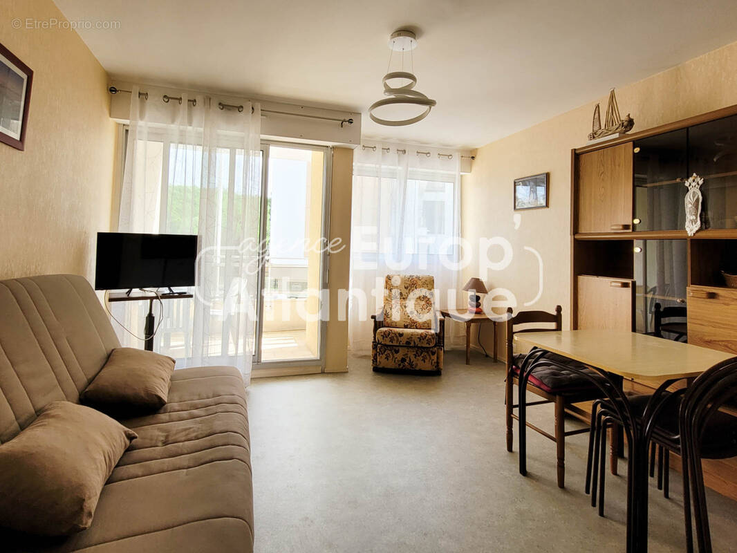 Appartement à LES MATHES