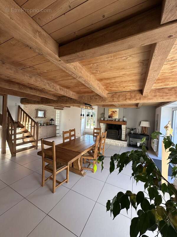 Maison à SAINT-SYMPHORIEN