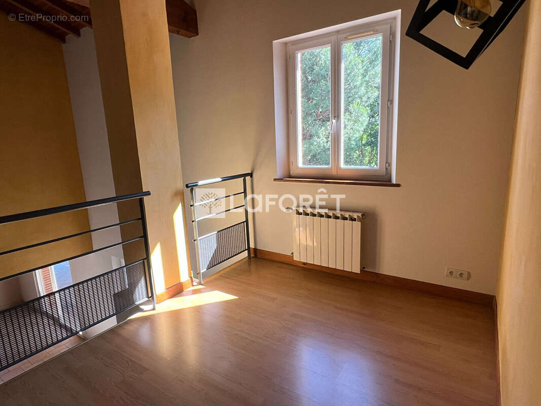 Maison à SAINT-GAUZENS