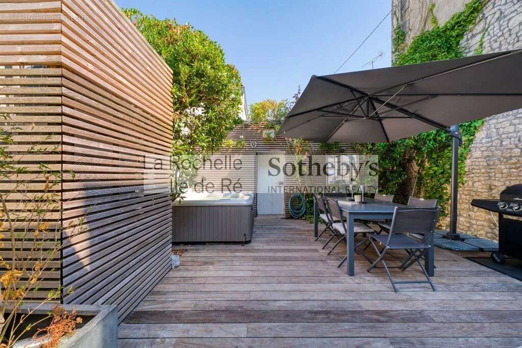 Maison à LA ROCHELLE
