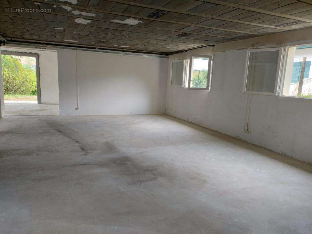 Appartement À Vendre - photo 7