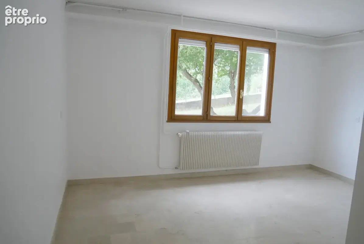 VILLETTE-DE-VIENNE   Maison individuelle avec vue dégagée, piscine et grand terrain - photo 18