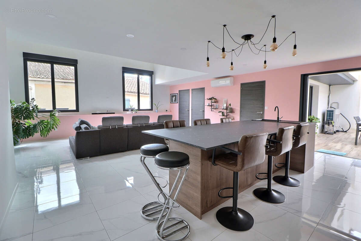 Maison à LANSARGUES