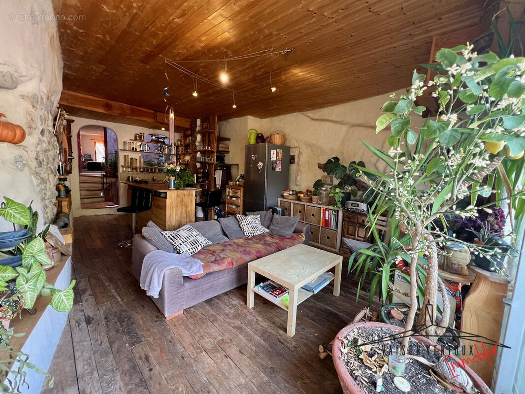 Maison à BUIS-LES-BARONNIES