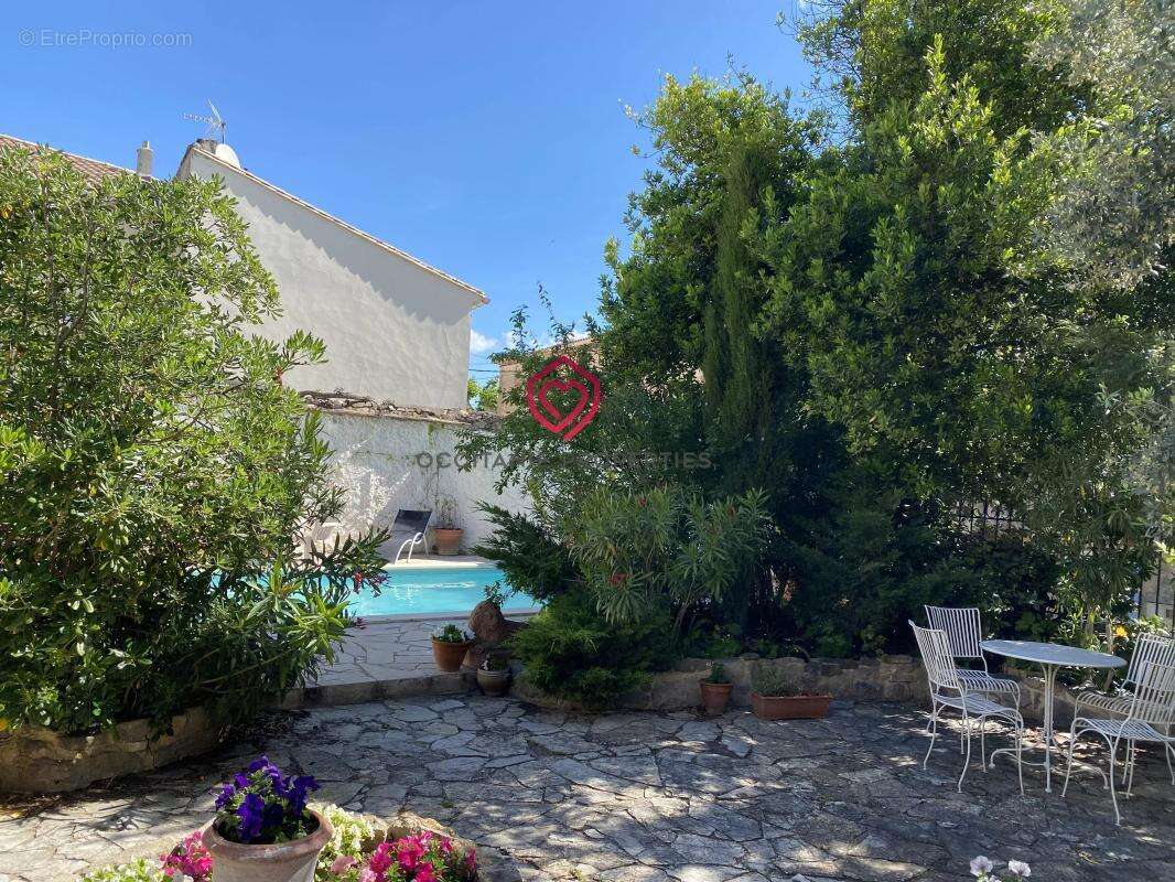 Maison à GINESTAS
