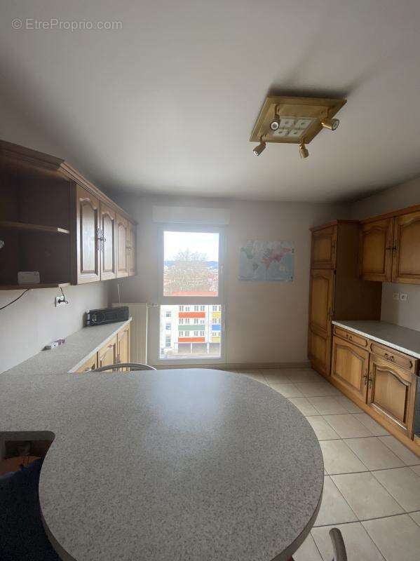 Appartement à SAINT-ETIENNE