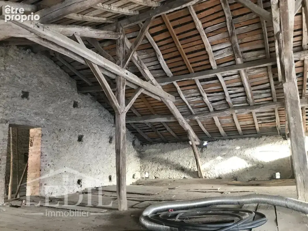 Maison en Pierre de 145m2 à rénover - photo 7