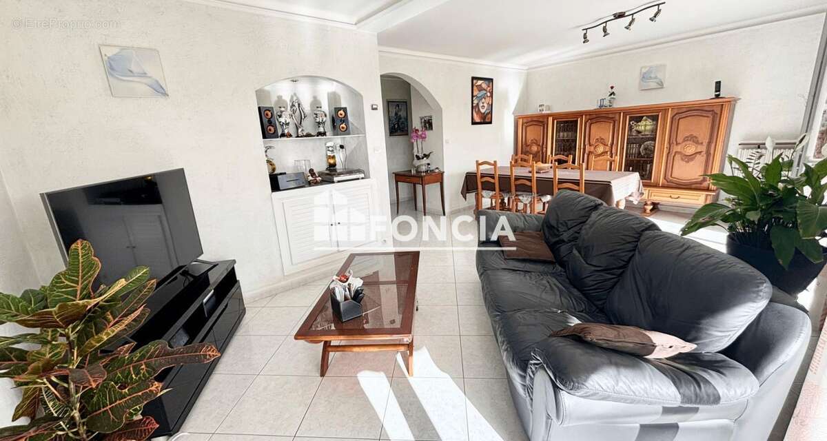 Appartement à SAINT-RAPHAEL